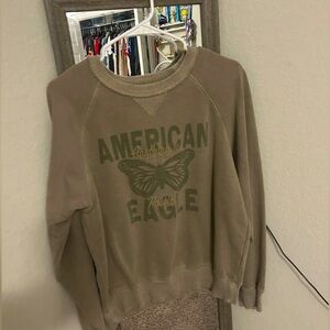 American eagle sweatshirt(size S)